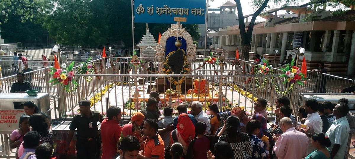 Women offer prayers in inner sanctum of Shani Shingnapur temple after ban is lifted