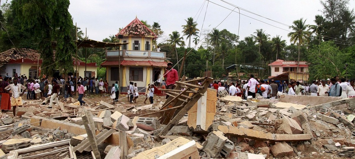 At least 102 killed, more than 380 injured in Kerala temple fire