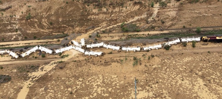 Train carrying 200,000 litres of sulphuric acid, diesel gets derailed in Australia