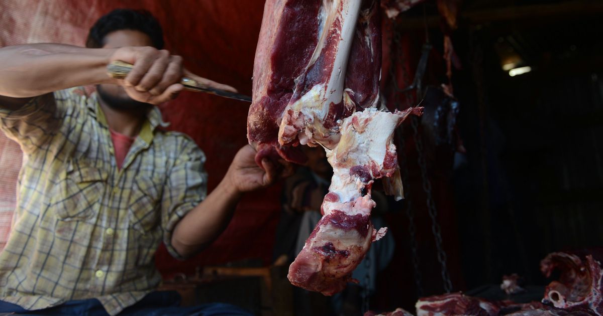 Gau rakshak groups want ‘illegal’ meat shops closed in Bengaluru: TOI report