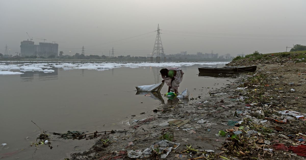 NGT bans open defecation on Yamuna floodplains