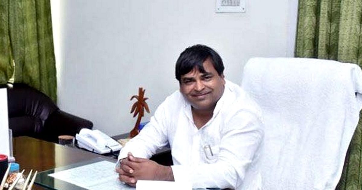Supreme Court orders FIR against Samajwadi Party's Gayatri Prajapati in gangrape case