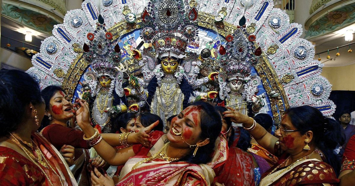 West Bengal: 2 arrested for Facebook posts criticising traffic restrictions in Balurghat during Puja