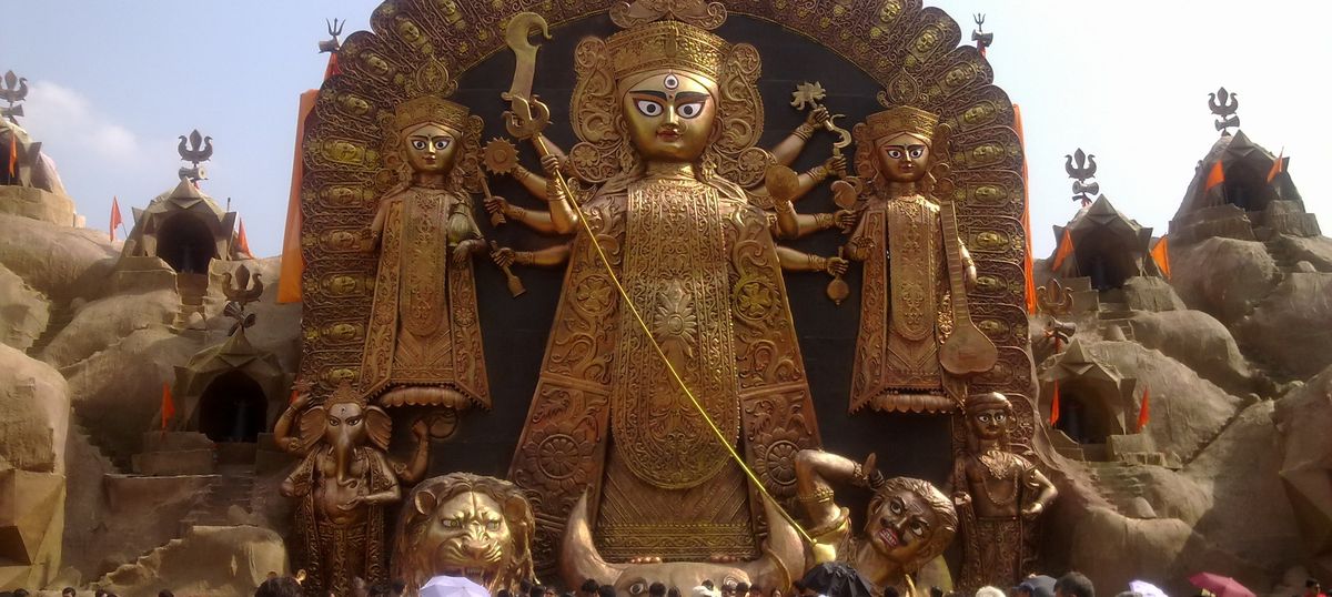 East Delhi: Durga Puja pandal scraps meat at food stalls after some residents object to it