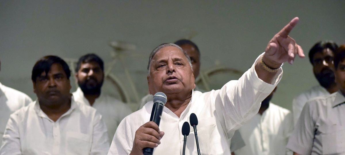 चिट्ठियां जो बताती हैं कि मुलायम सिंह अब समाजवादी पार्टी के सुप्रीमो नहीं रह गए हैं