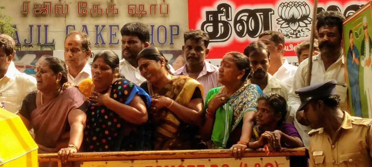 Jayalalithaa’s health critical, AIADMK MLAs meet to sign statement on future leadership