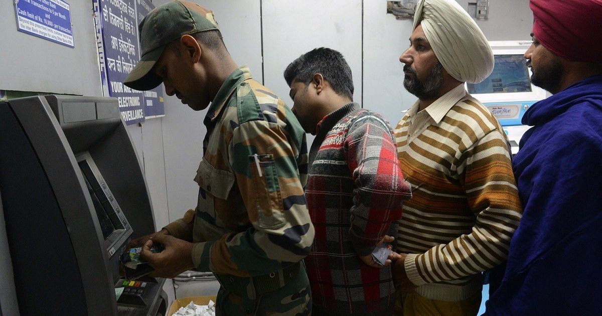 Banking industry must pay Rs 100 crore to recalibrate ATMs for new Rs 100 notes, say ATM operators