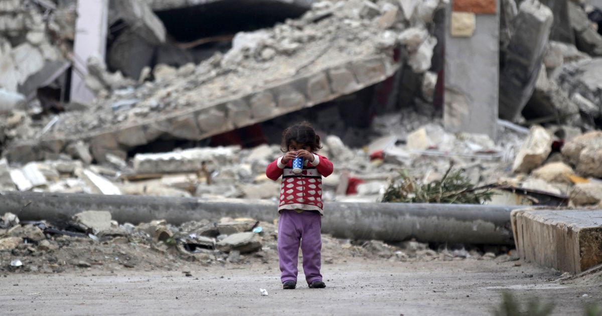 Ceasefire in Syria to come into force at midnight, Turkey and Russia to act as guarantors