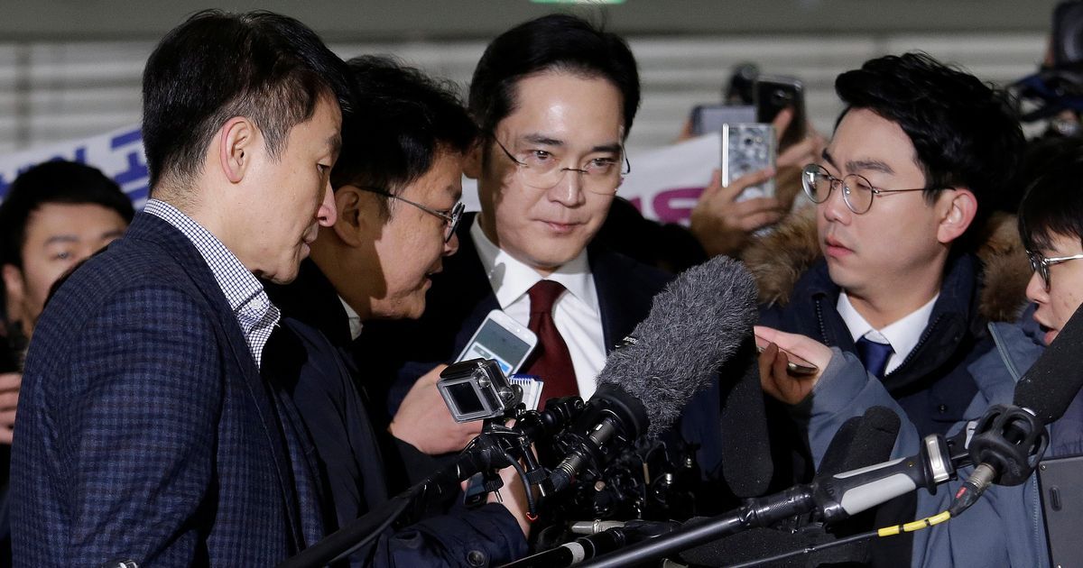 Samsung group chief Jay Y Lee arrested for embezzlement, bribery