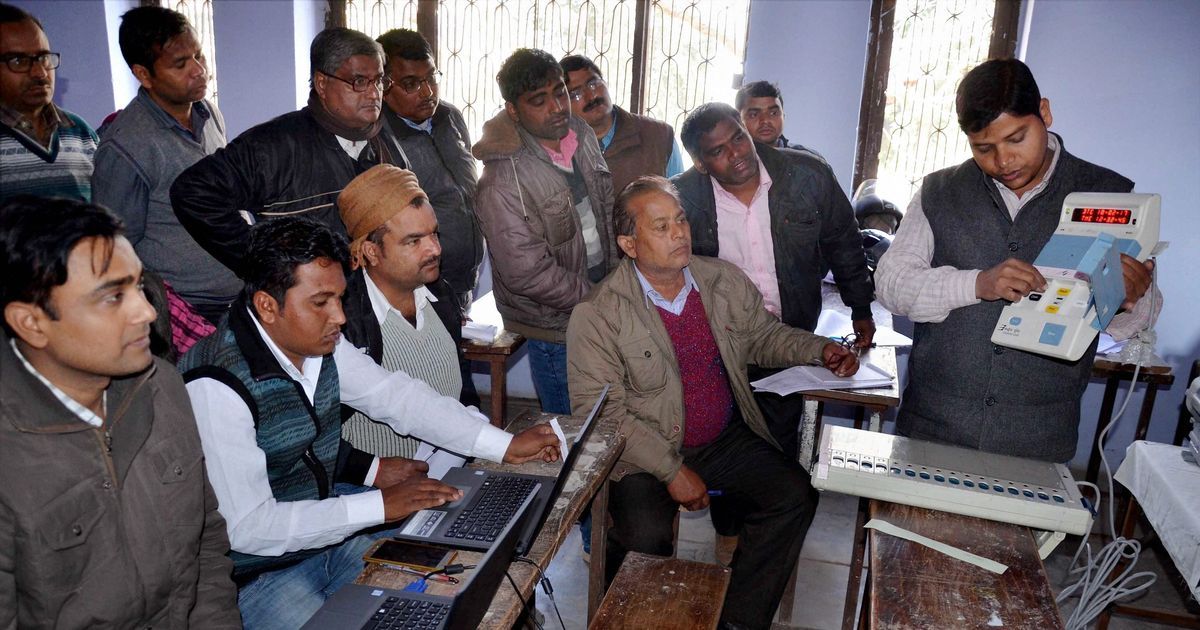 SC seeks Election Commission's response on plea alleging tampering with EVMs SC seeks Election Commission's response on plea alleging tampering with EVMs