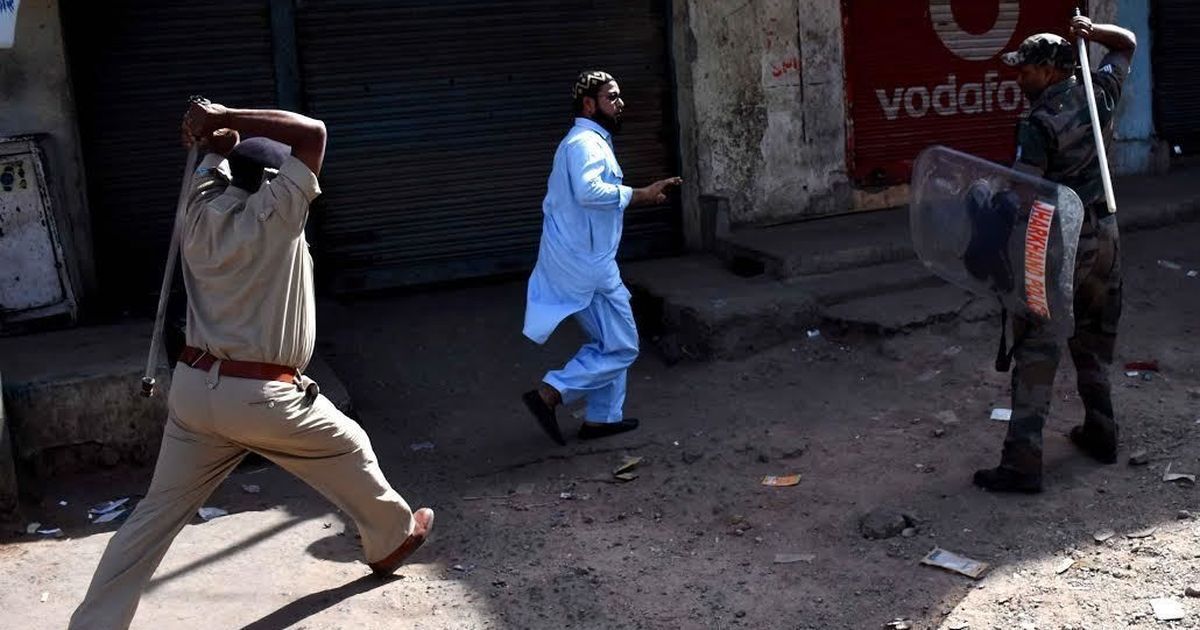 Ranchi: Four people injured in violence during Bajrang Dal members' rally near mosque
