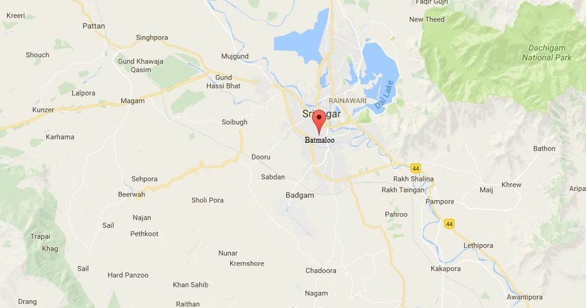 Srinagar: Policeman killed, four injured in gunfight with suspected militants in Batmaloo area