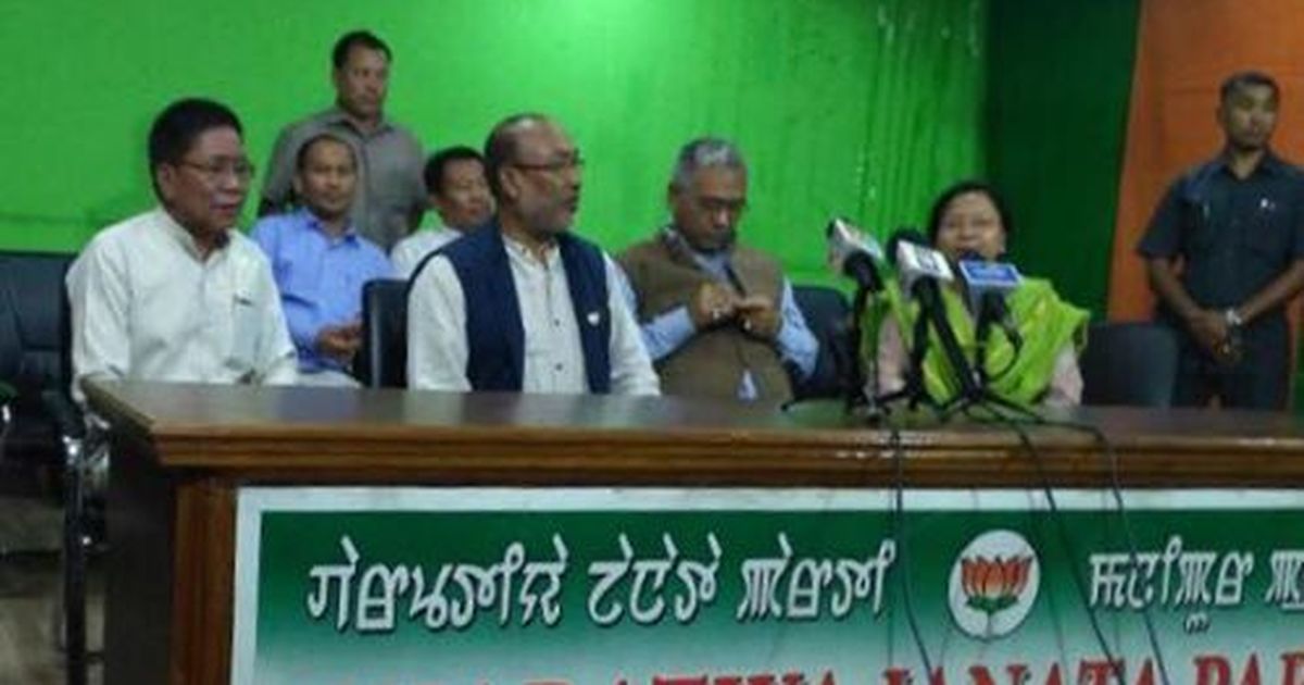 Manipur: Congress MLA Ginsuanhau Zou, 14 others party members join BJP