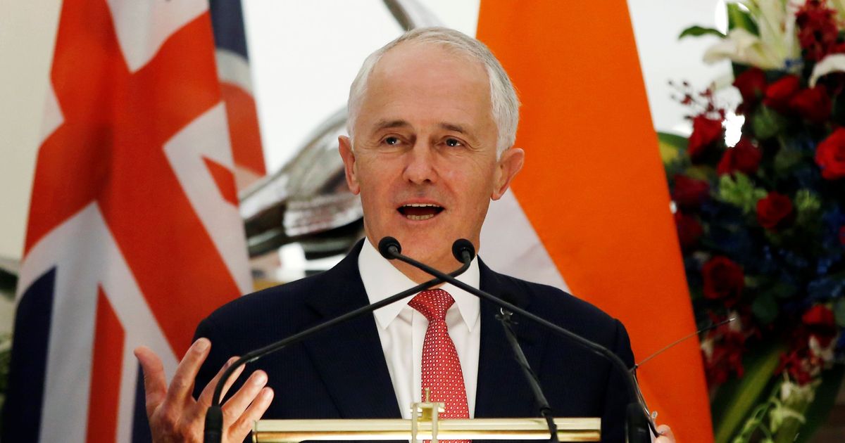 Australian PM Malcolm Turnbull bans sexual relations between ministers and their staff
