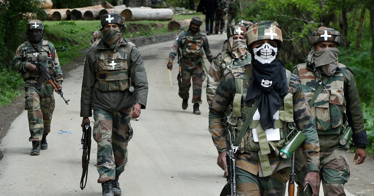 J&K: 2 Hizbul Mujahideen Terrorists Killed In Encounter In Anantnag J&K: 2 Hizbul Mujahideen Terrorists Killed In Encounter In Anantnag