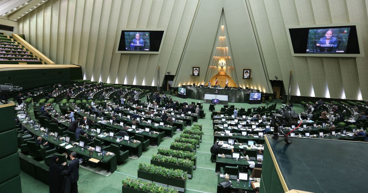 12 dead as Islamic State militants bomb Iran Parliament and Khomeini Mausoleum