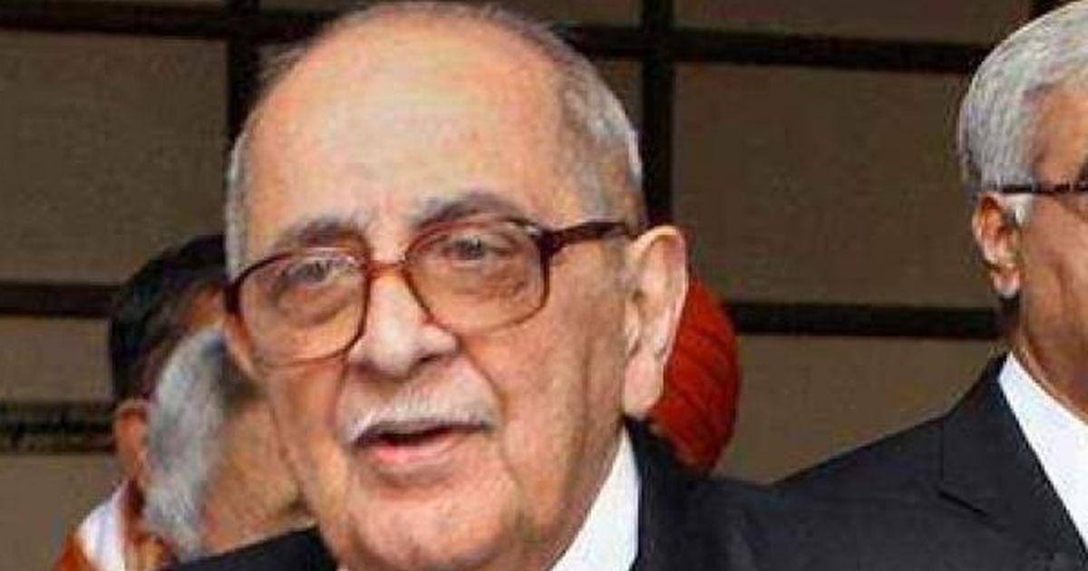 CBI raids on NDTV should worry us all, Fali Nariman tells journalists gathered at Delhi Press Club