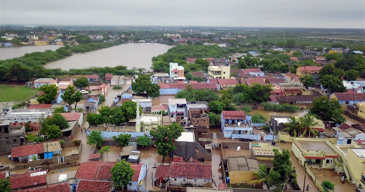 Gujarat floods: Toll reaches 11, five districts affected by the deluge