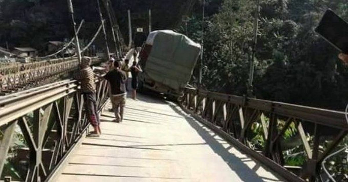 Supply line to Manipur cut off as crucial Barak Bridge collapses