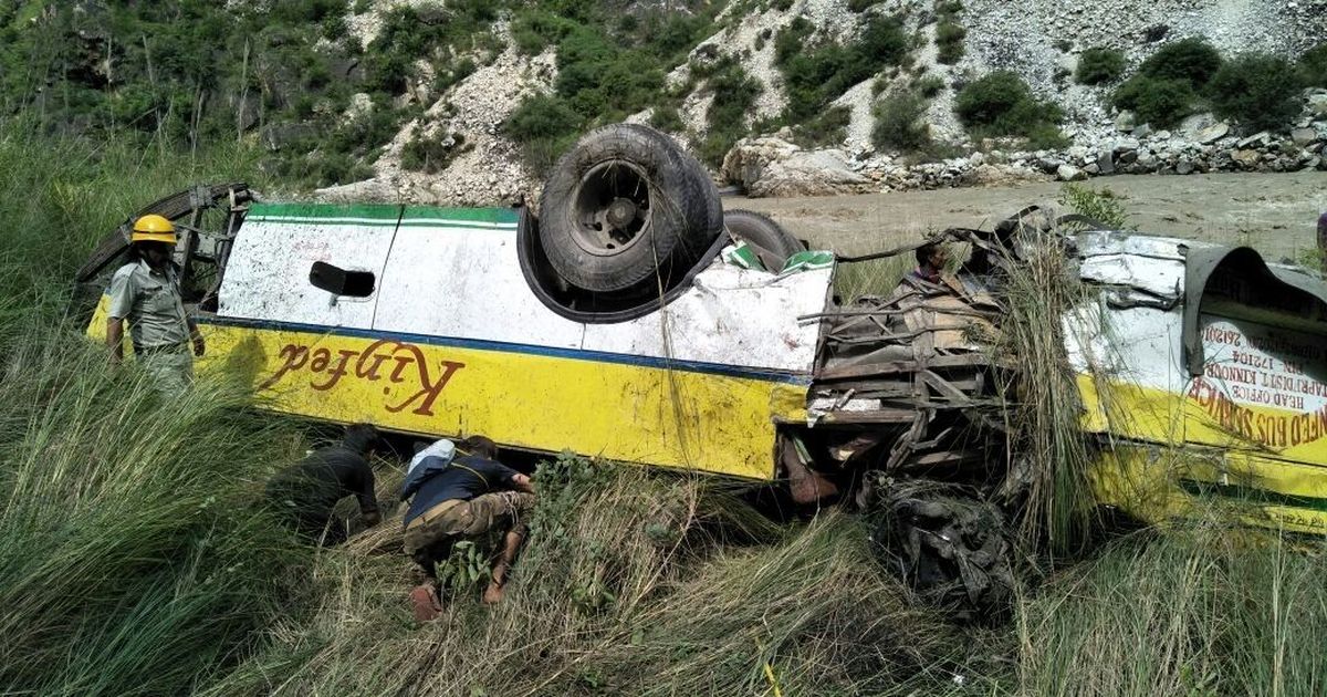 28 killed as bus falls into gorge in HP