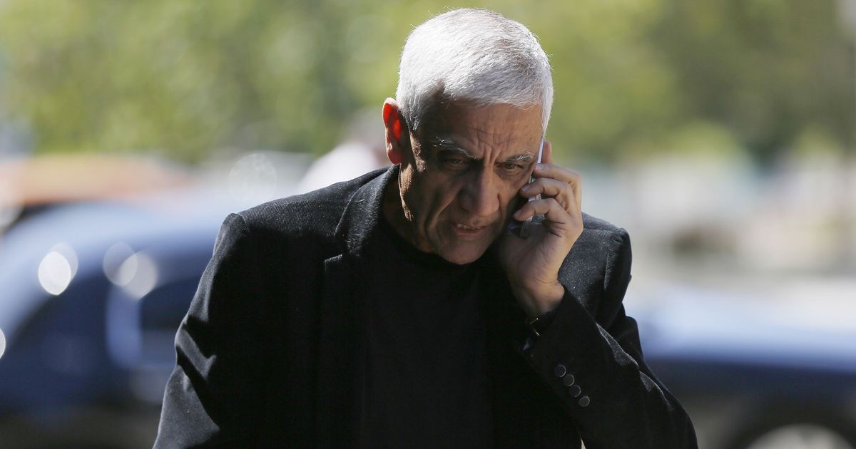 Indian-American billionaire Vinod Khosla forced to reopen public beach he had claimed was his