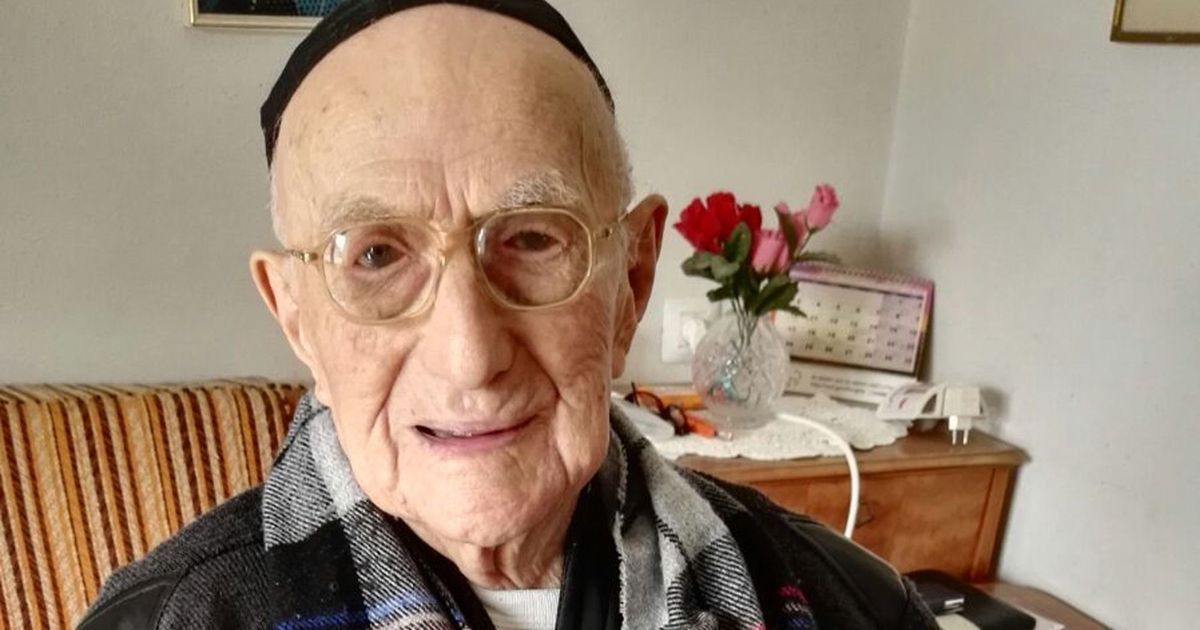 World’s oldest man and Holocaust survivor Yisrael Kristal dies at 113, say reports