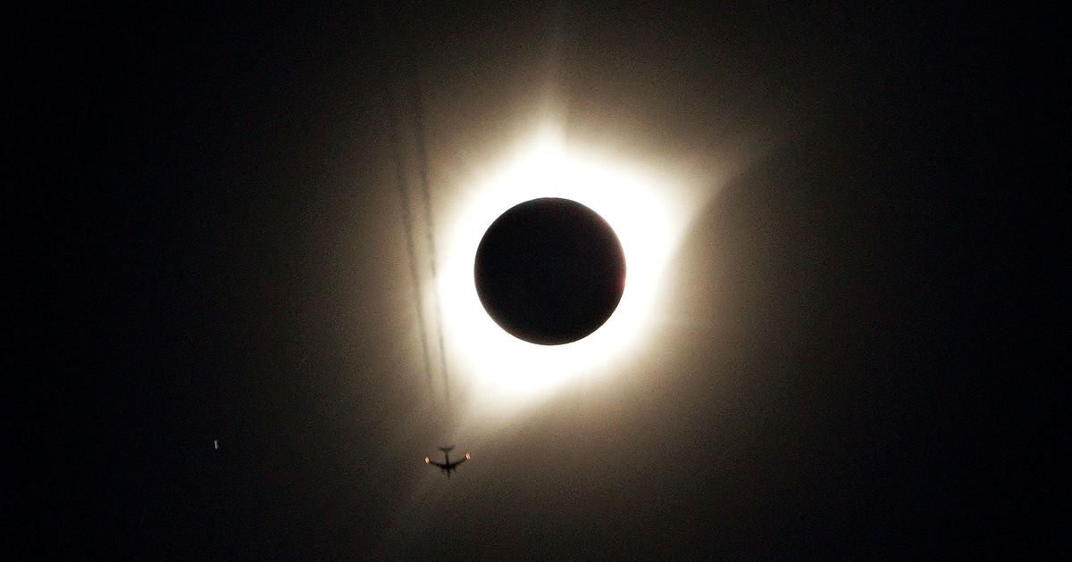 In photos: Rare, total solar eclipse leaves United States in awe