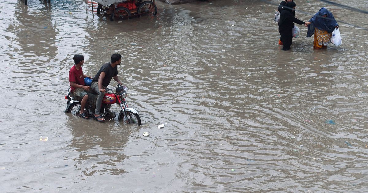 Karachi floods: At least 16 killed, power supply suspended in many areas of the city