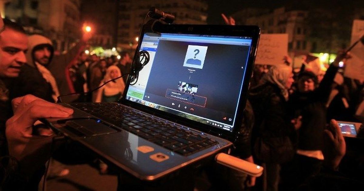 Saudi Arabia lifts ban on voice and video calls apps such as WhatsApp, Skype