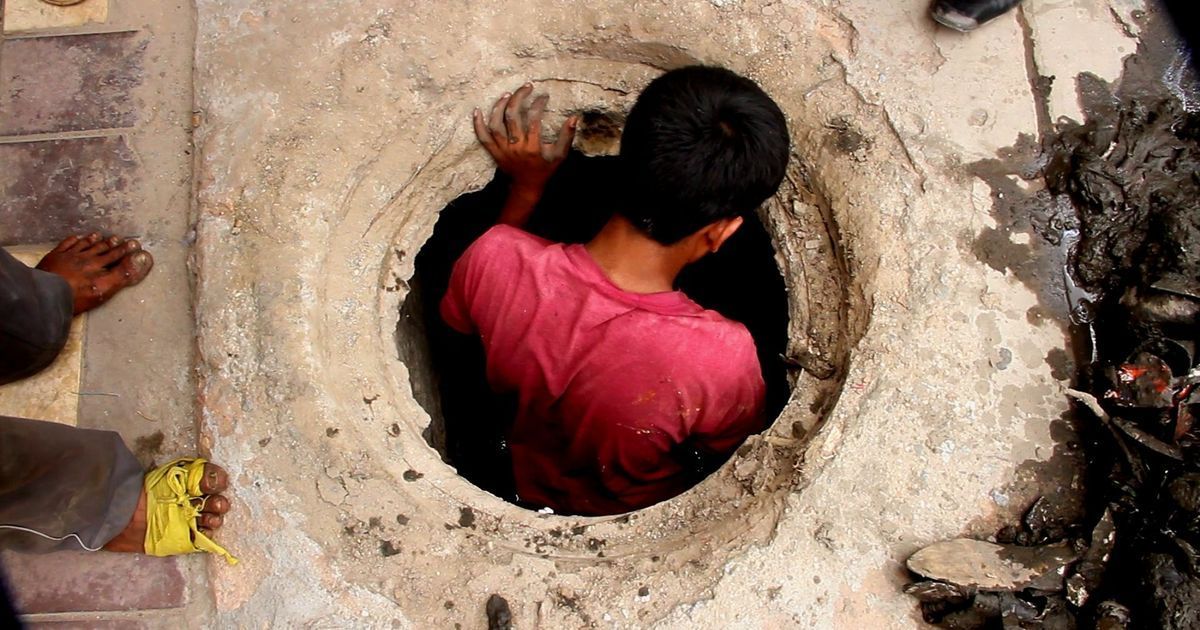 Tamil Nadu: Six die after inhaling toxic gas in septic tank in Kanchipuram