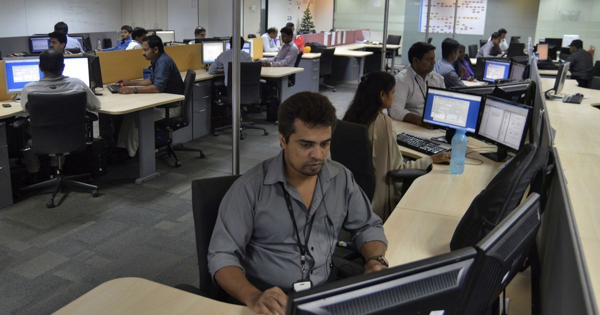 वेतन के लिए कम से कम नौ घंटे काम के प्रस्ताव सहित आज के अखबारों की प्रमुख सुर्खियां