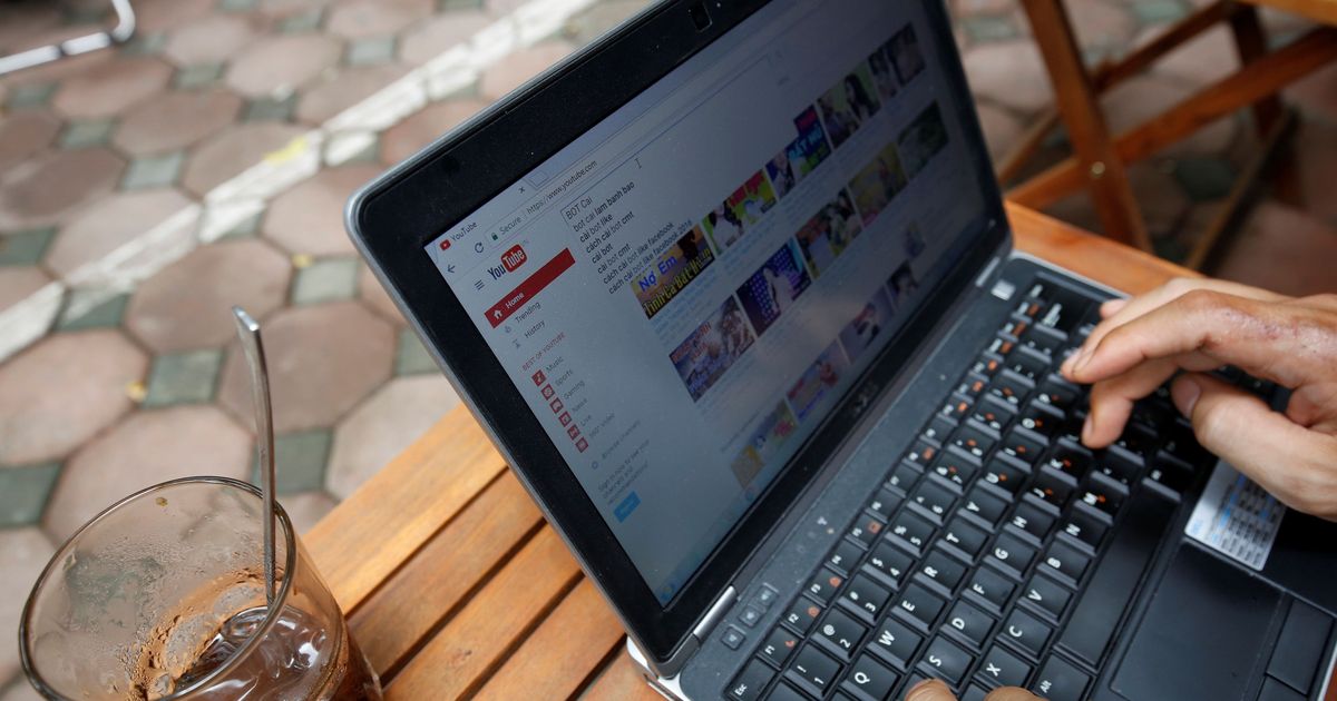 Social media shutdowns offset increased access to internet in India in 2017, finds report