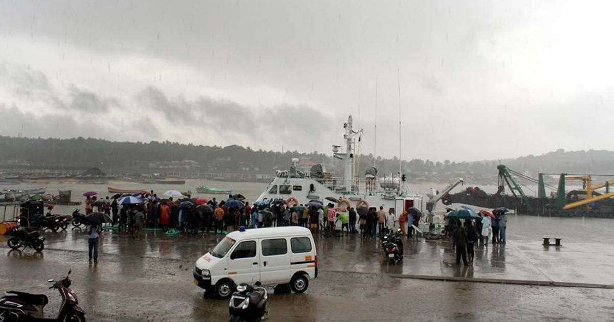 Cyclone Ockhi: At least 531 stranded fishermen rescued says Kerala CM Pinarayi Vijayan