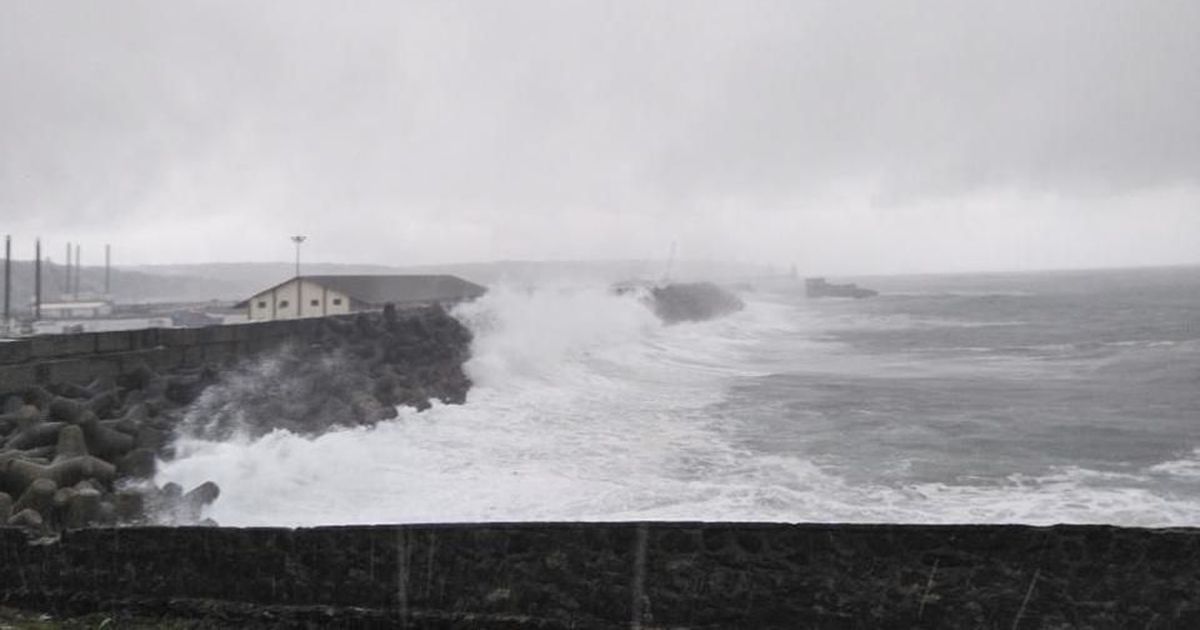 Cyclone Ockhi will head towards coastal Maharashtra and Gujarat, predict weathermen