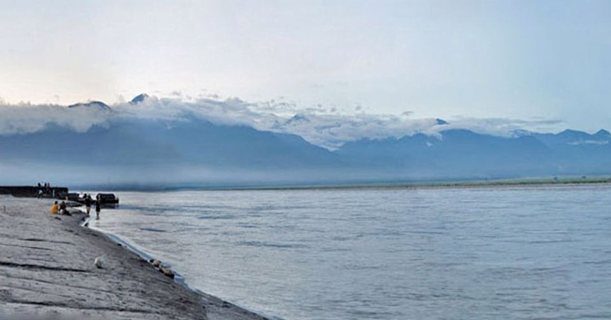China resumes sharing Brahmaputra water flow data with India: Report