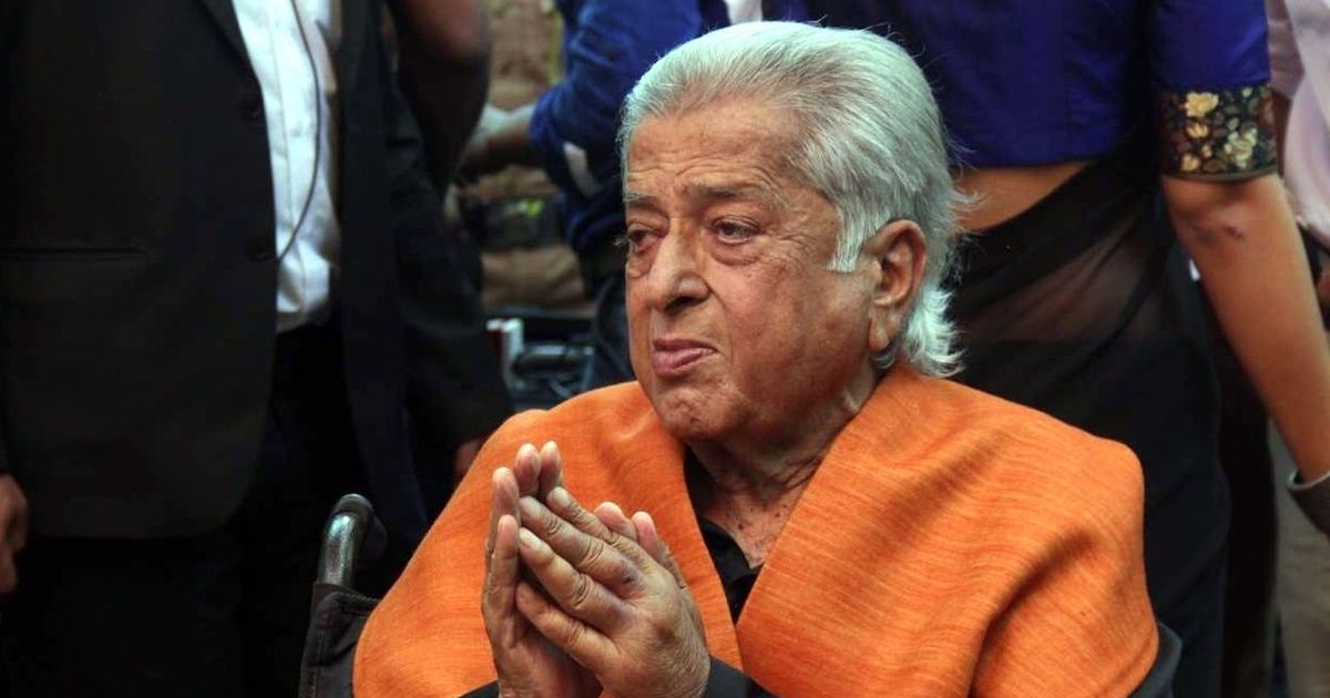 In photos: Actor Shashi Kapoor cremated with state honours in Mumbai