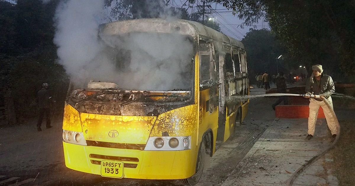 UP: Protestors go on a rampage at Banaras Hindu University after police arrest a student leader