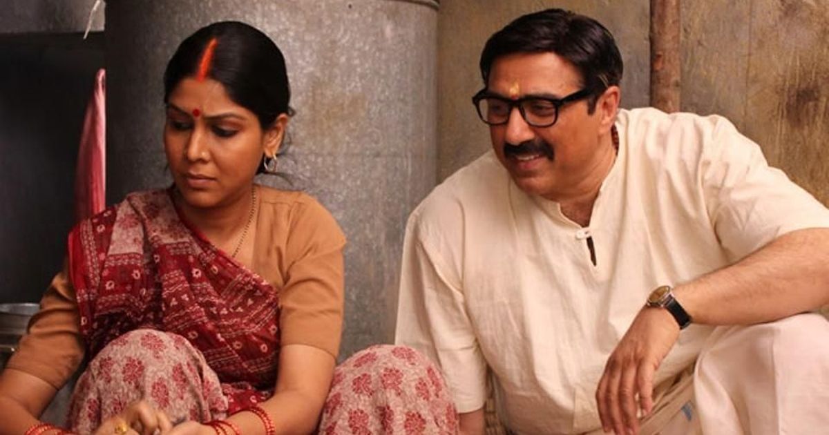 ‘Mohalla Assi’ makers file contempt plea against censor board chief Prasoon Joshi in Delhi HC