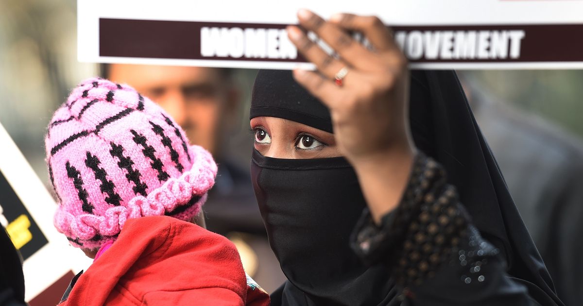 India approves ban on instant divorce