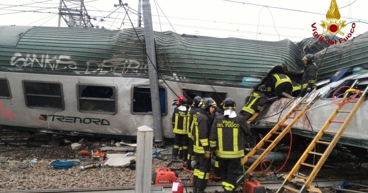 Commuters killed as train derails near Milan Commuters killed as train derails near Milan