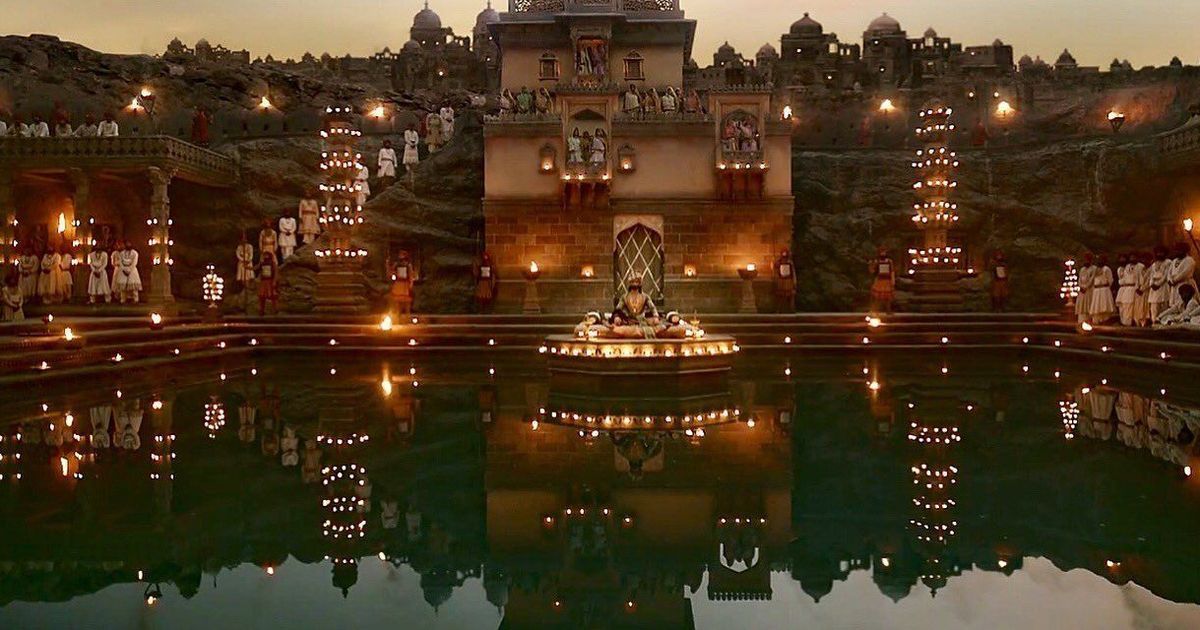 Shooting Padmaavat Many Lights Cameras And The Action That Went Into The Shooting Padmaavat Many Lights Cameras And The Action That Went Into The