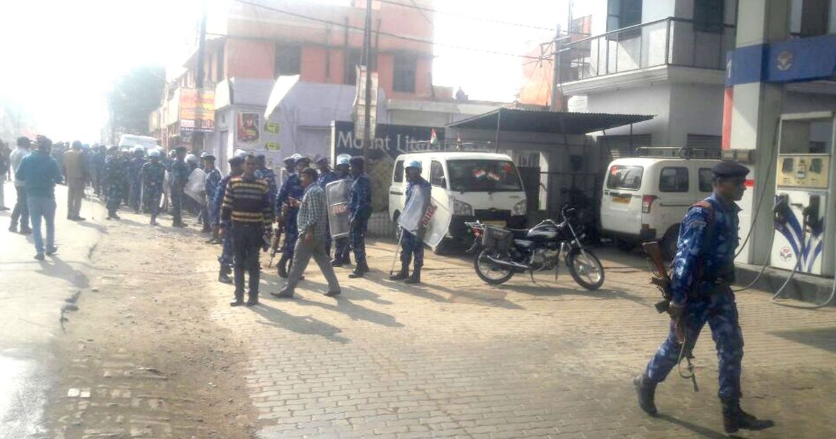 Uttar Pradesh: Mobs set shops and buses on fire in Kasganj, 49 arrested