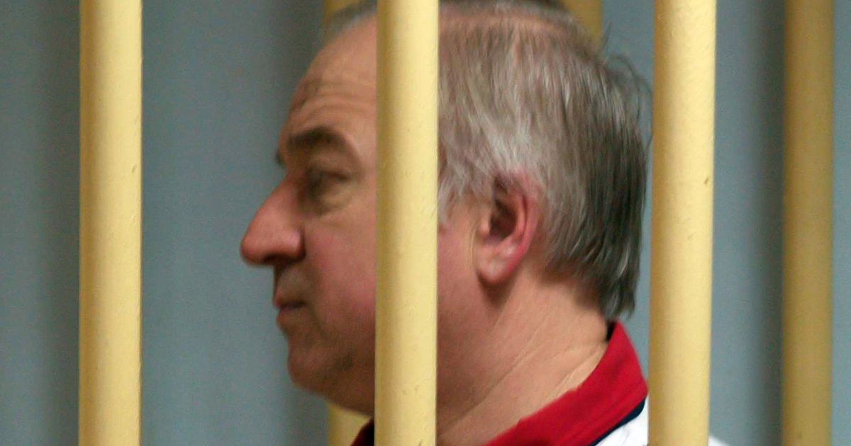 Former Russian spy and daughter were poisoned with nerve agent, say British Police