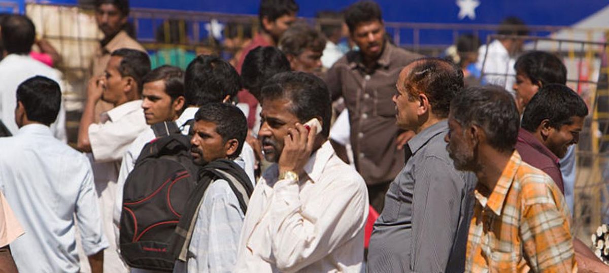 Municipal Corporation of Delhi seals 566 mobile towers, call drops likely to increase