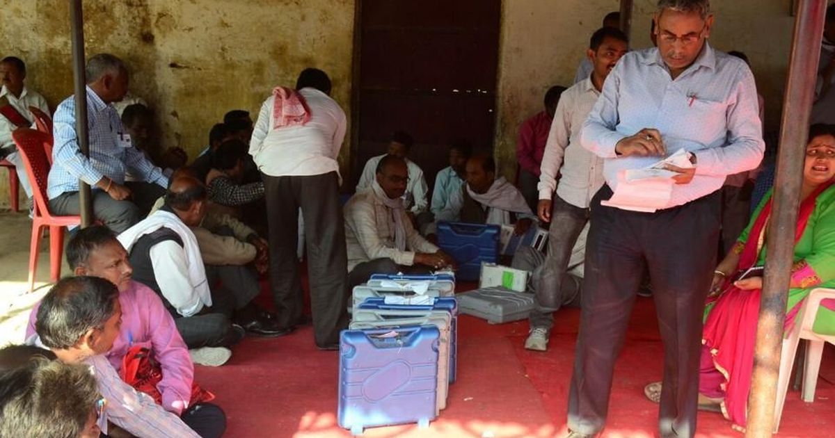 The big news: Samajwadi Party leads in Gorakhpur bye-poll, and nine other top stories