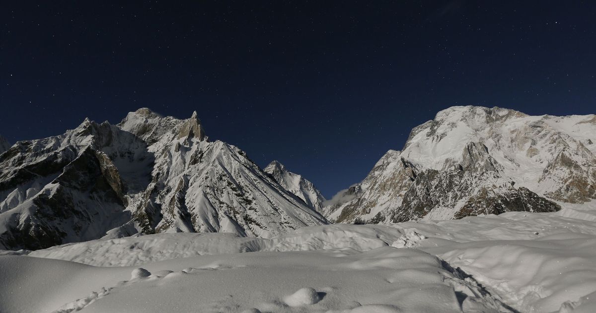 At least a third of Himalayan glaciers at risk because of climate change, says report