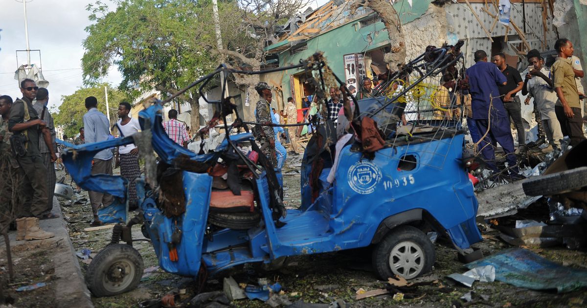 Somalia: At least 14 killed in an explosion outside Mogadishu hotel