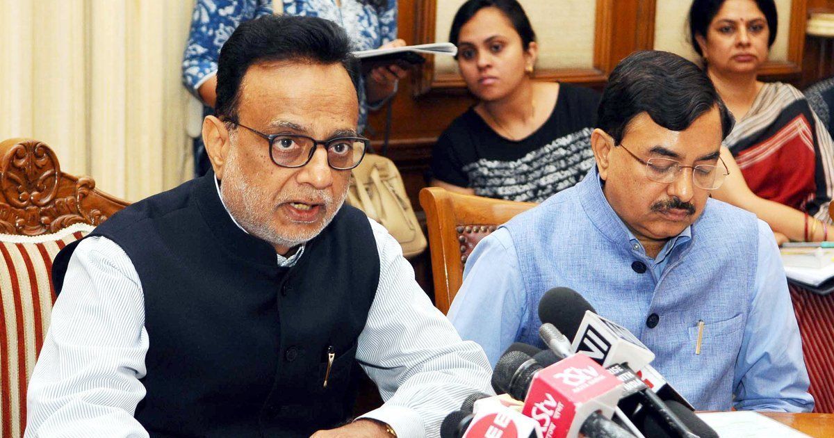 Direct tax collections grow 17% to Rs 9.95 lakh crores in 2017-’18, record 6.84 lakh returns filed