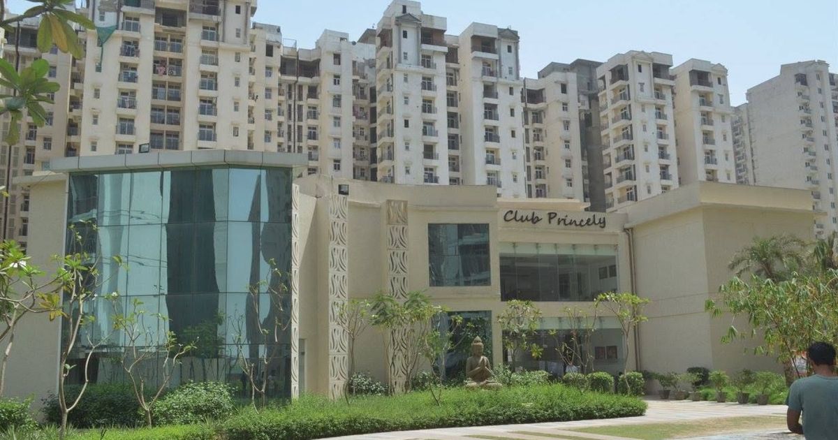 Supreme Court orders attachment of bank accounts, movable properties of 40 Amrapali Group companies