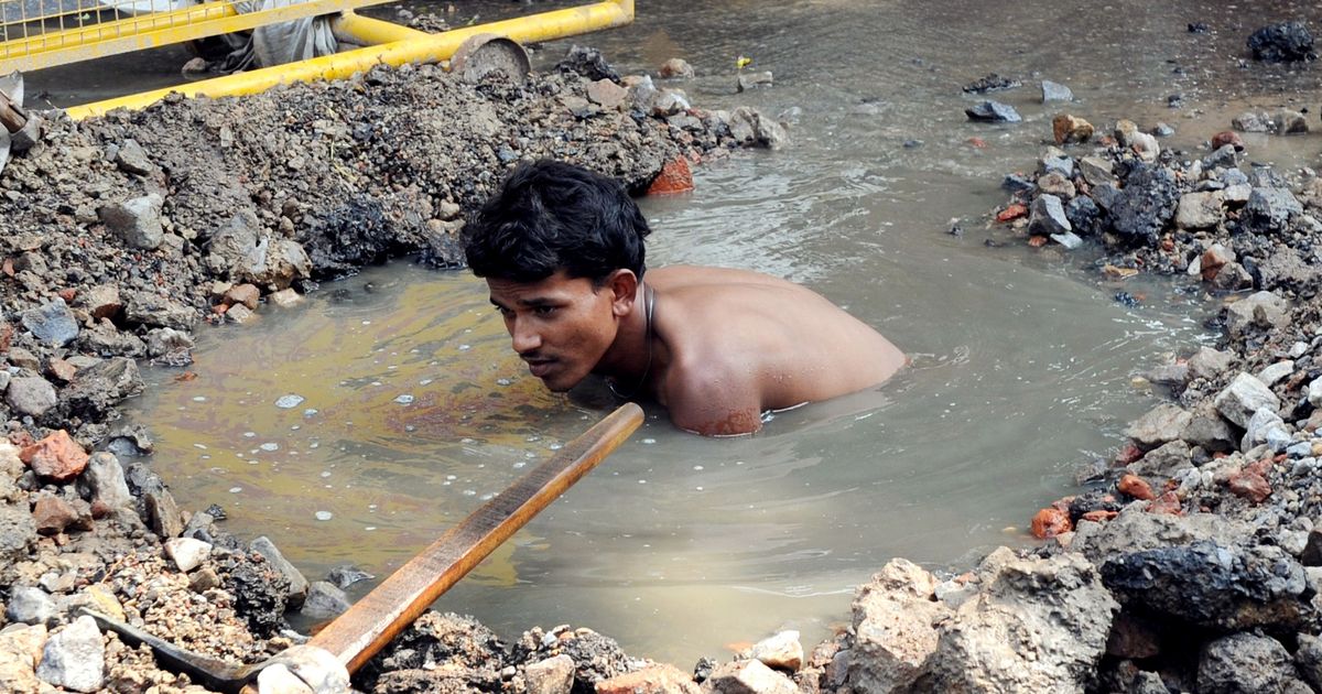 Give directions to stop manual scavenging except under certain circumstances: Karnataka HC to state